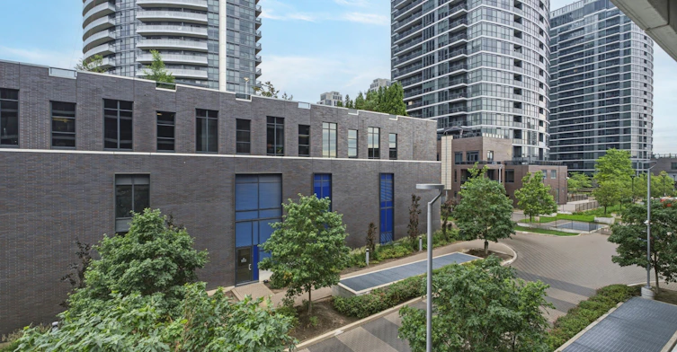 323-26 Gibbs Road, Toronto, ON, M9B 6L6 - 25