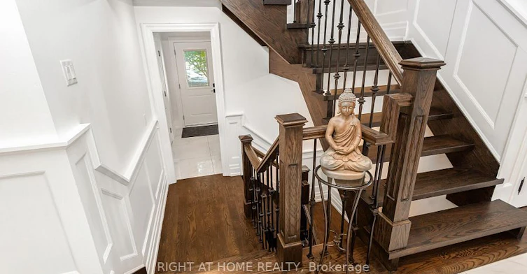1220 Meredith Avenue, Mississauga, ON, L5E 2E3 - 35