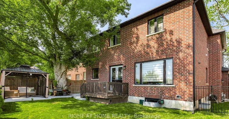 1220 Meredith Avenue, Mississauga, ON, L5E 2E3 - 39
