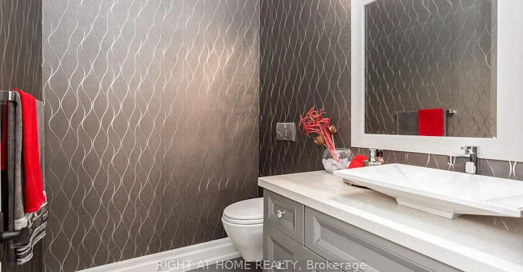 1220 Meredith Avenue, Mississauga, ON, L5E 2E3 - 17