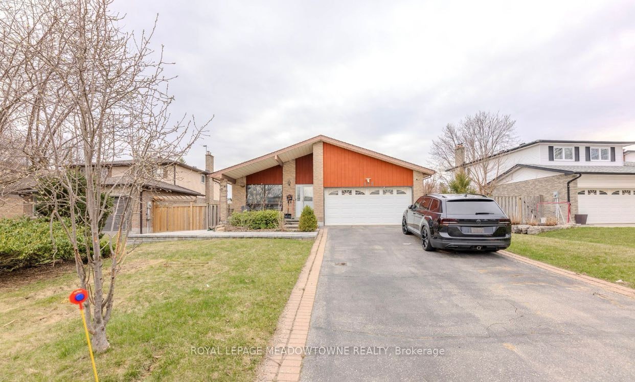 BSMT-468 Gowland Crescent, Milton, ON, L9T 4E5 - 2
