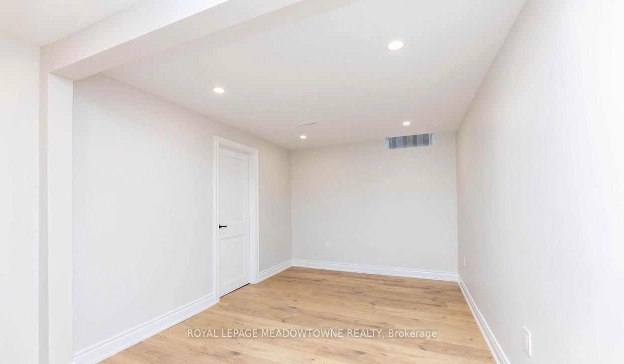 BSMT-468 Gowland Crescent, Milton, ON, L9T 4E5 - 24
