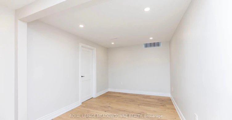 BSMT-468 Gowland Crescent, Milton, ON, L9T 4E5 - 24