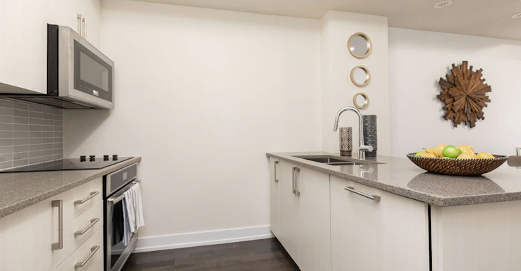 1084 Lansdowne Avenue, Toronto, ON, M6H 0C5 - 8
