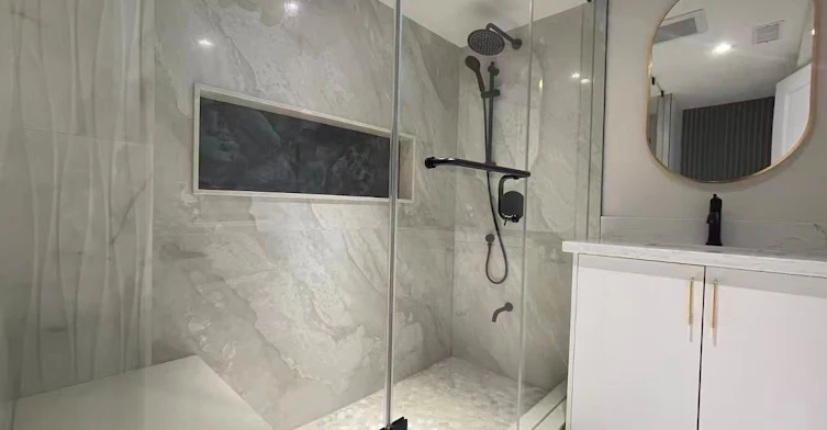 Unit 4-17 Rosemeade Avenue, Toronto, ON, M8Y 3A2 - 10