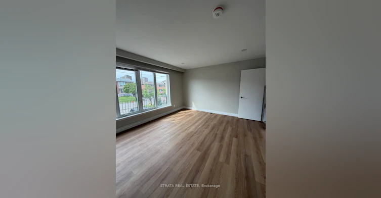 Main Floor-14 Rainswood Court N, Toronto, ON, M3M 1G2