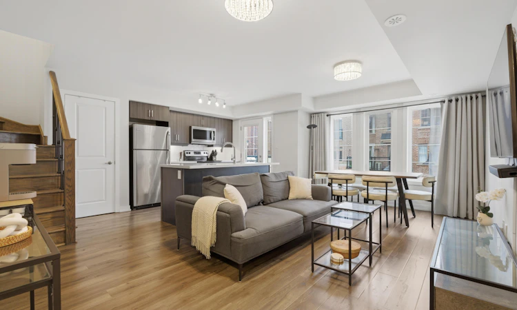50-2315 Sheppard Avenue W