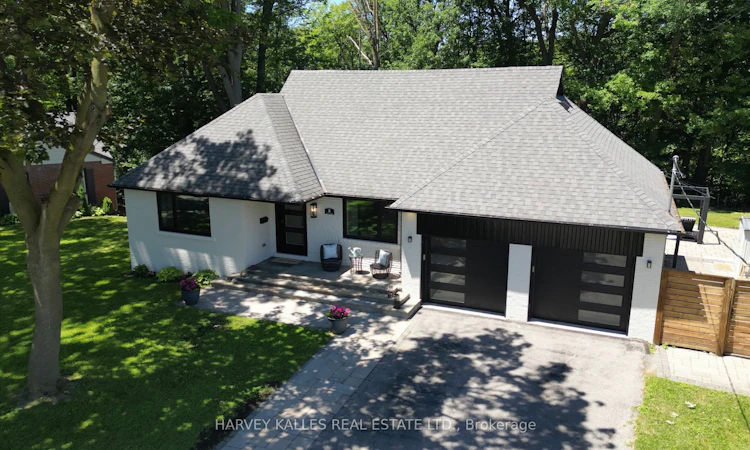 8 Circle Ridge