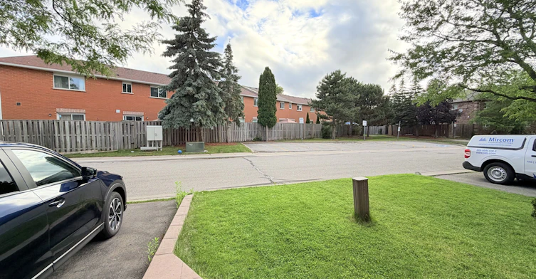 44-100 Brickyard Way, Brampton, ON, L6V 4L9 - 2