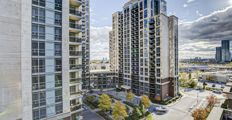 804-7 Michael Power Place, Toronto, ON, M9A 0A4 - 7