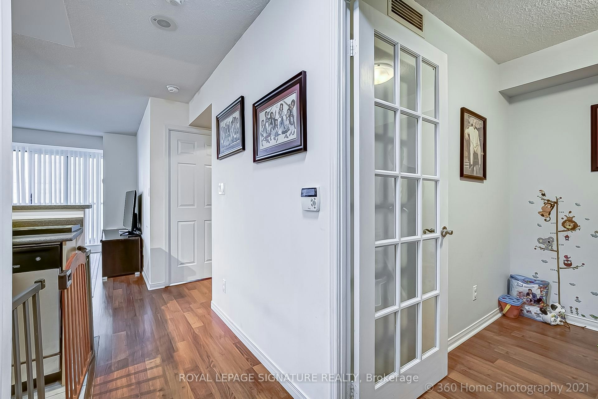 804-7 Michael Power Place, Toronto, ON, M9A 0A4 - 18