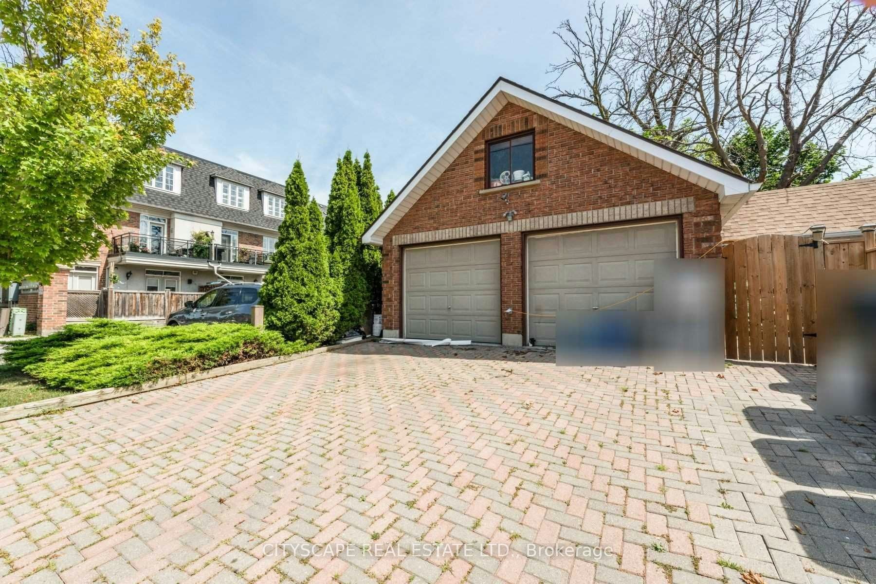 Upper-2724 Lakeshore Boulevard W, Toronto, ON, M8V 1G8 - 6