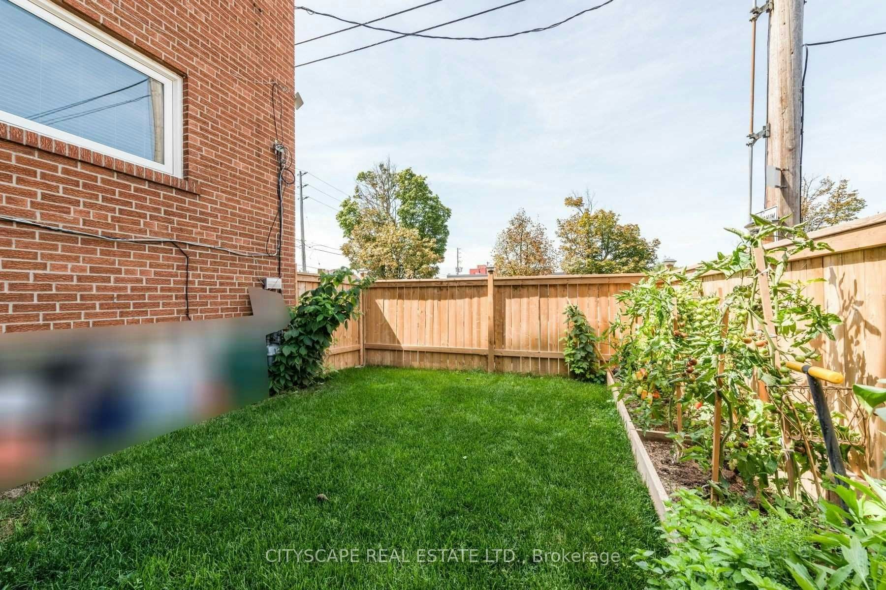 Upper-2724 Lakeshore Boulevard W, Toronto, ON, M8V 1G8 - 7