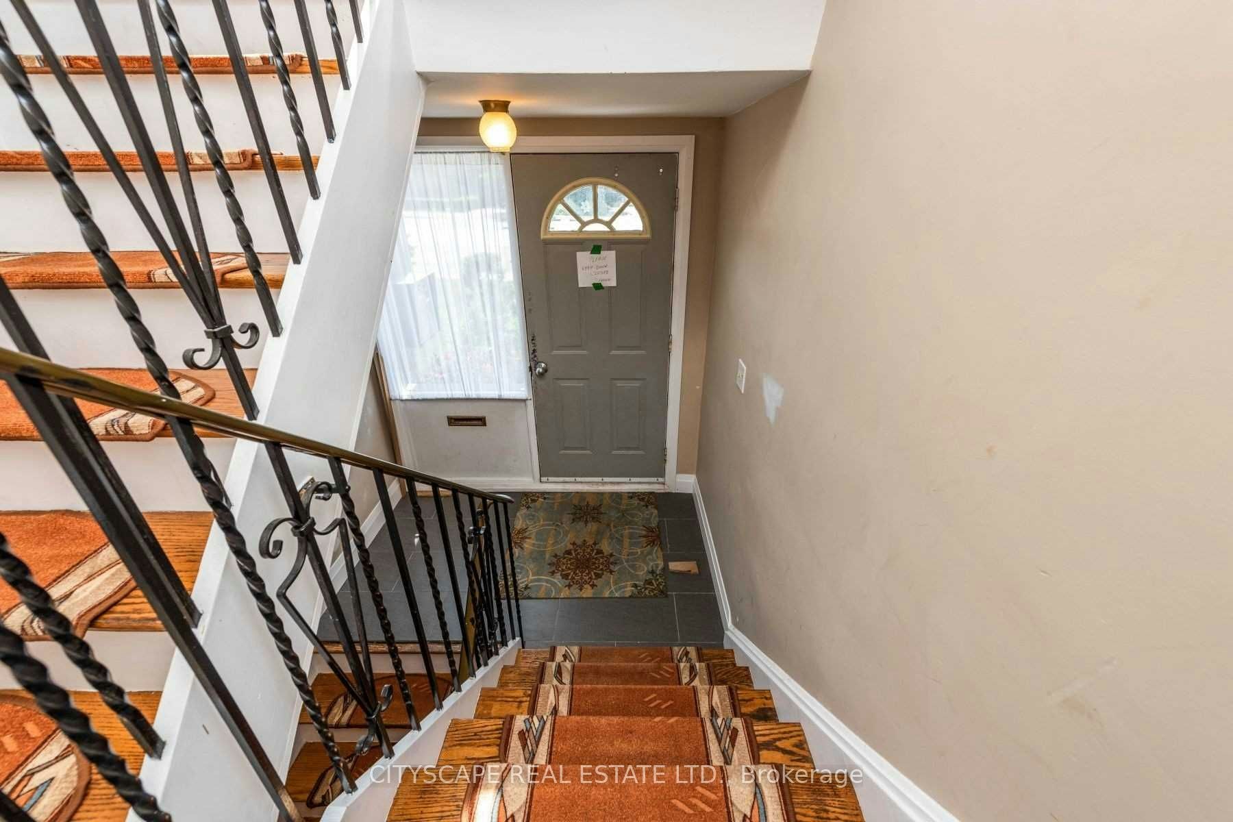 Upper-2724 Lakeshore Boulevard W, Toronto, ON, M8V 1G8 - 9