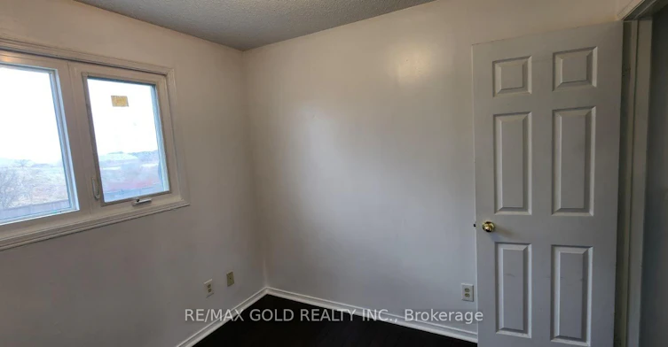 46 Kesteven Crescent, Brampton, ON, L6W 4C9 - 4