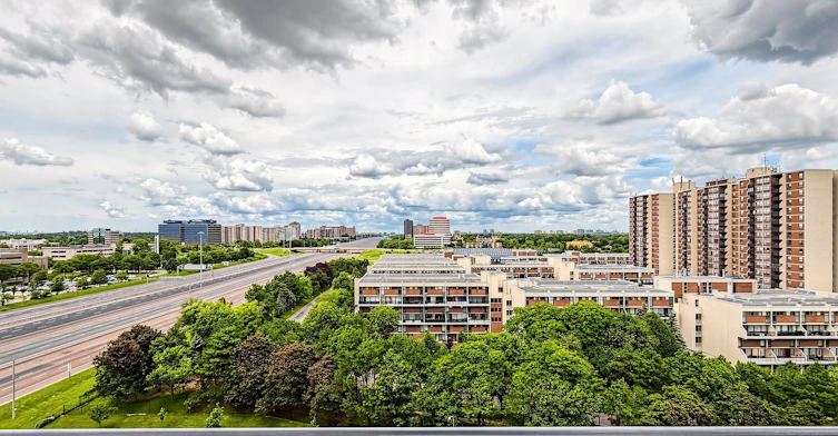 1108-1 Valhalla Inn Road, Toronto, ON, M9B 1S9 - 27
