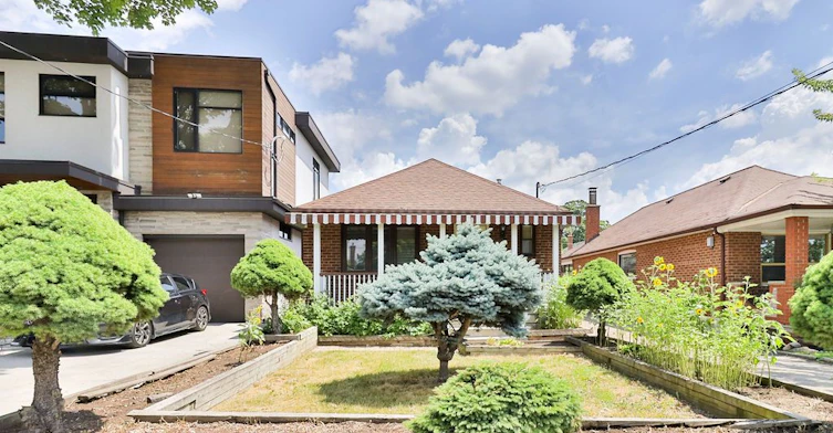 BSMT-43 Bertram Street, Toronto, ON, M6M 3S5