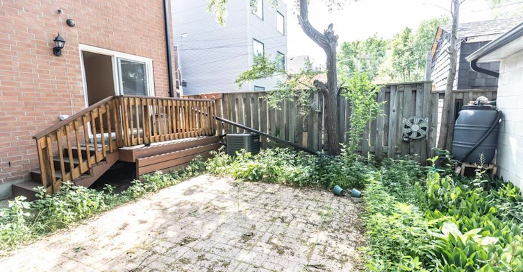 Lower-3208 Dundas Street W, Toronto, ON, M6P 2A3 - 12
