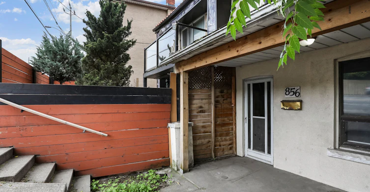 856 Weston Road, Toronto, ON, M6N 3R5 - 2