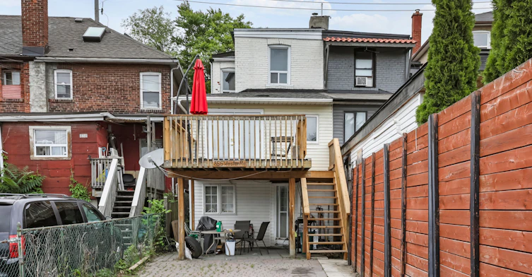 856 Weston Road, Toronto, ON, M6N 3R5 - 27