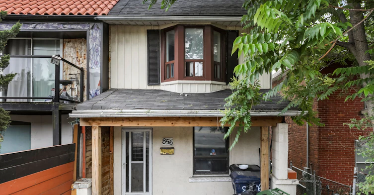856 Weston Road, Toronto, ON, M6N 3R5