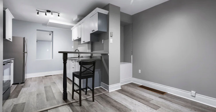 856 Weston Road, Toronto, ON, M6N 3R5 - 6