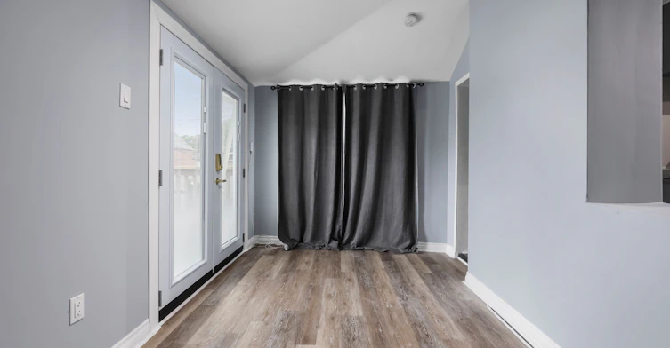 856 Weston Road, Toronto, ON, M6N 3R5 - 22