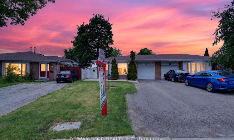 53 Dalraith Crescent
