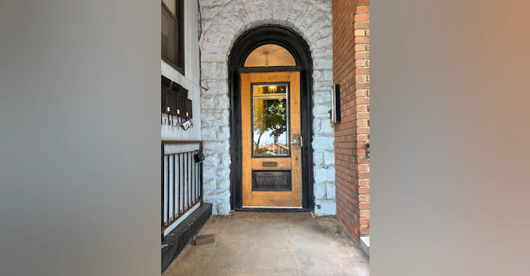 #2-1538 King Street W, Toronto, ON, M6K 1J6 - 2