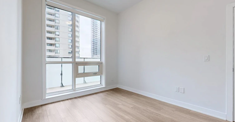 424-430 Square One Drive, Mississauga, ON, L5B 0L6 - 20