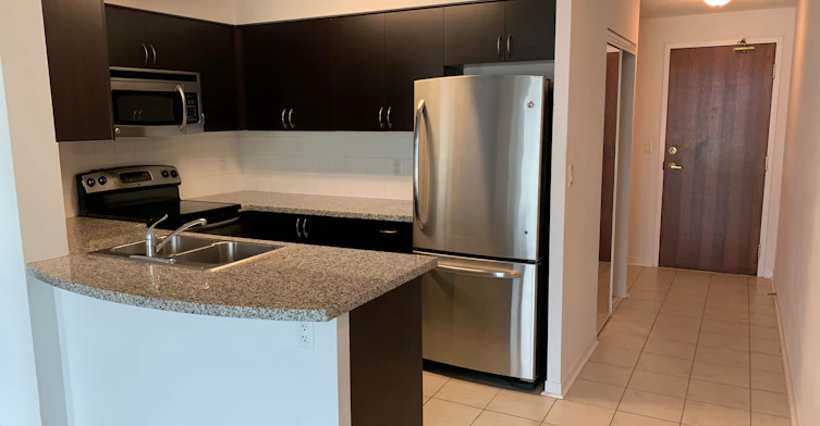 1511-4900 Glen Erin Drive, Mississauga, ON, L5M 7S2