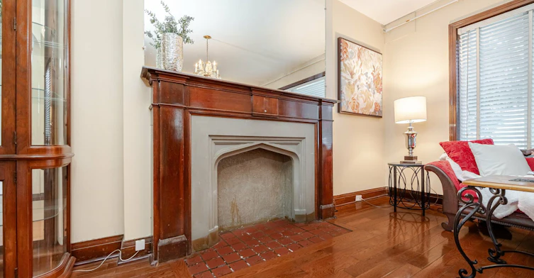 111 Keele Street, Toronto, ON, M6P 2J8 - 6