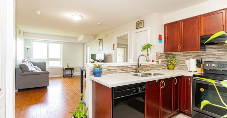 1414-8 Dayspring Circle, Brampton, ON, L6P 2Z7 - 7