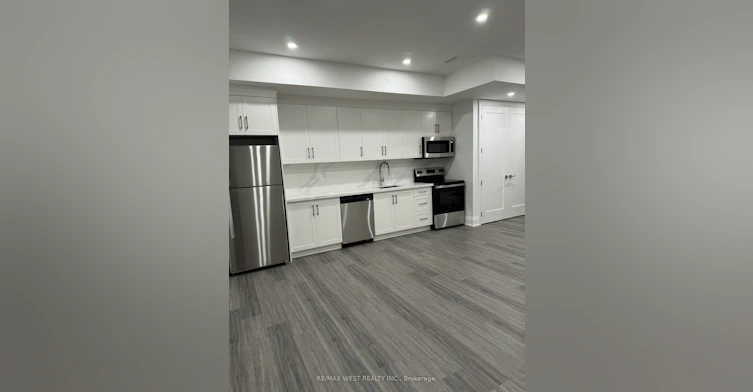 Lower-21 Antonio Court, Toronto, ON, M9L 0A4 - 2