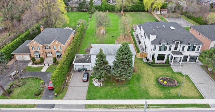 1524 Indian Grove, Mississauga, ON, L5H 2S6 - 5