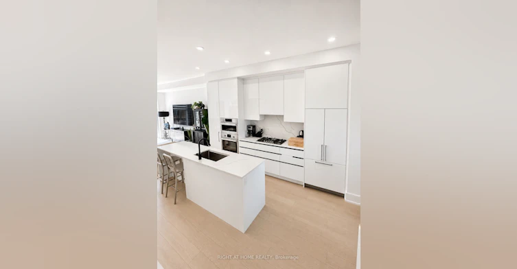 3-10 Lou Parsons Way, Mississauga, ON, L5H 0B2 - 6