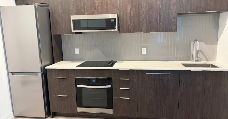 111-2501 Saw Whet Boulevard E, Oakville, ON, L6L 0H5 - 2