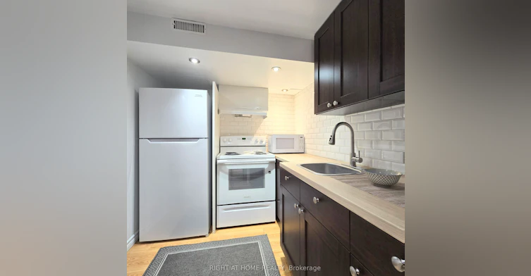 Lower-47 Mare Crescent, Toronto, ON, M9W 7E8 - 11