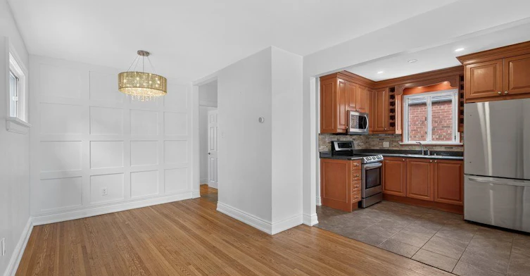 Main-57 Miranda Avenue, Toronto, ON, M6E 4G3 - 8