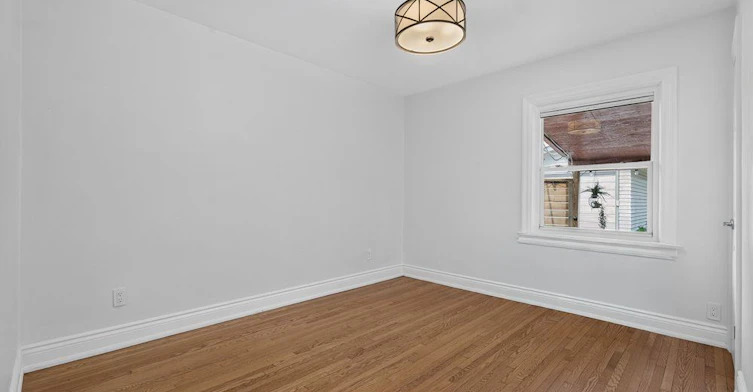 Main-57 Miranda Avenue, Toronto, ON, M6E 4G3 - 16