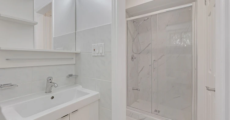 Upper-1345 St. James Avenue, Mississauga, ON, L5E 1J3 - 11