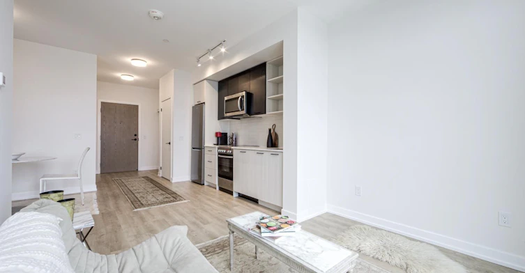 1001-2300 St. Clair Avenue W, Toronto, ON, M6N 0B3 - 4