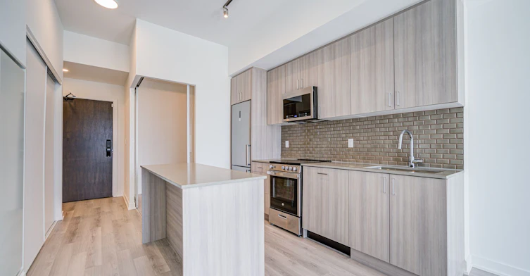 515-1005 Dundas Street E, Oakville, ON, L6H 8C7 - 6
