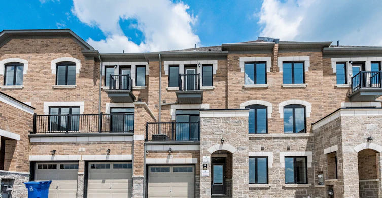 39 Sapwood Crescent, Brampton, ON, L6Z 0K8