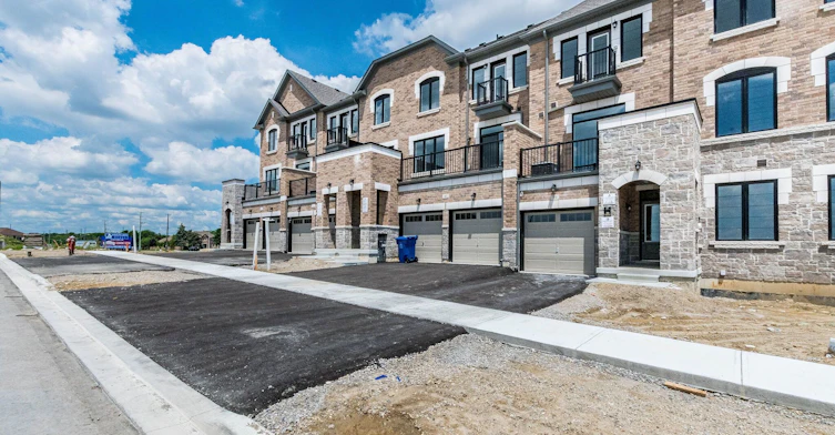 39 Sapwood Crescent, Brampton, ON, L6Z 0K8 - 4