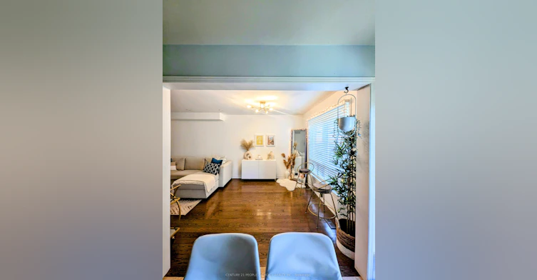 4486 Virtue Court, Burlington, ON, L7L 6J9 - 4