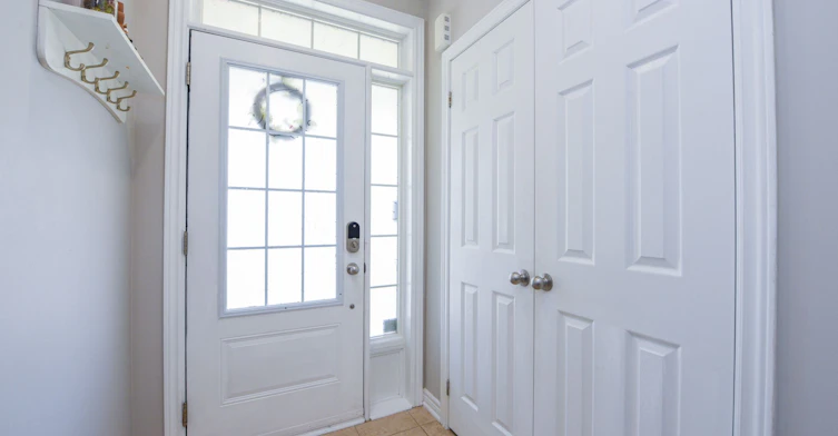 682 Megson Terrace, Milton, ON, L9T 8K4 - 4