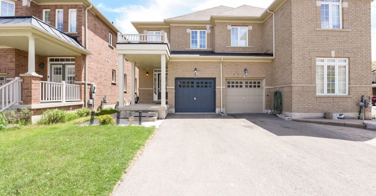 682 Megson Terrace, Milton, ON, L9T 8K4