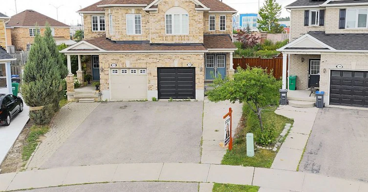28 Jingle Crescent, Brampton, ON, L6S 0B2 - 4