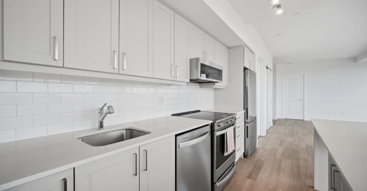 805-1063 Douglas Mccurdy Common, Mississauga, ON, L5G 0C5 - 16